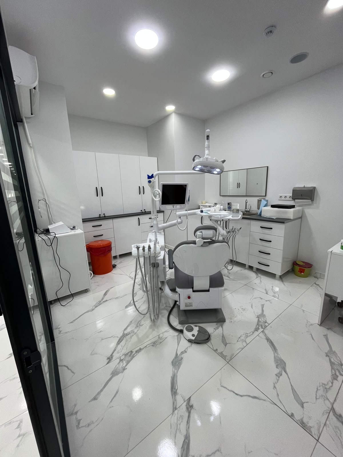 Tedavi odası ve dental üniteler